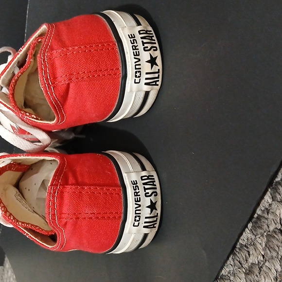 Converse Red Canvas Sneakers with White Accents Womens SZ 8 - Picture 3 of 10